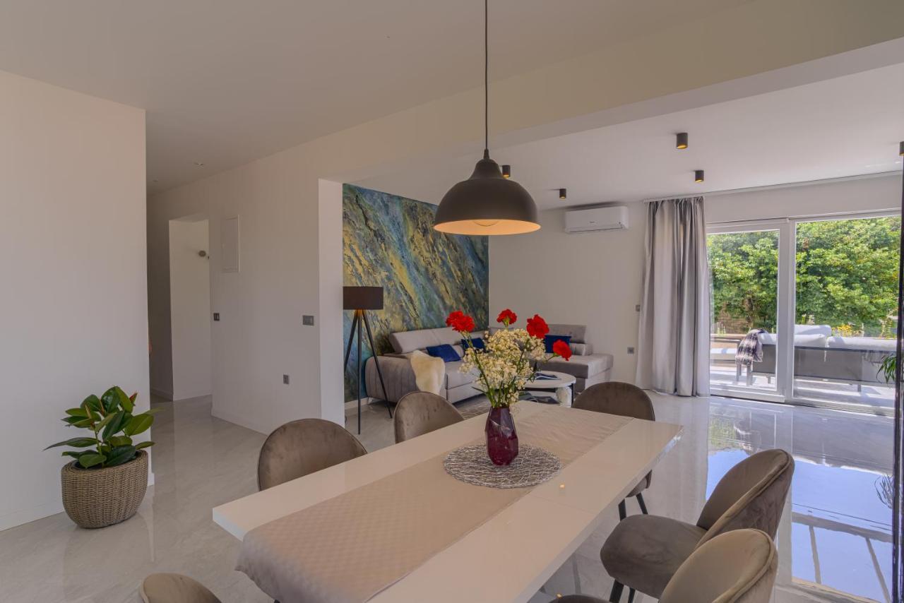 Ferienwohnung Luxury Nest Maretta & Oliva Medvinjak Exterior foto
